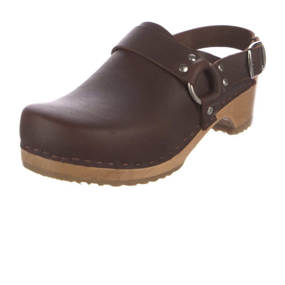 Brown Leather Women's Clogs